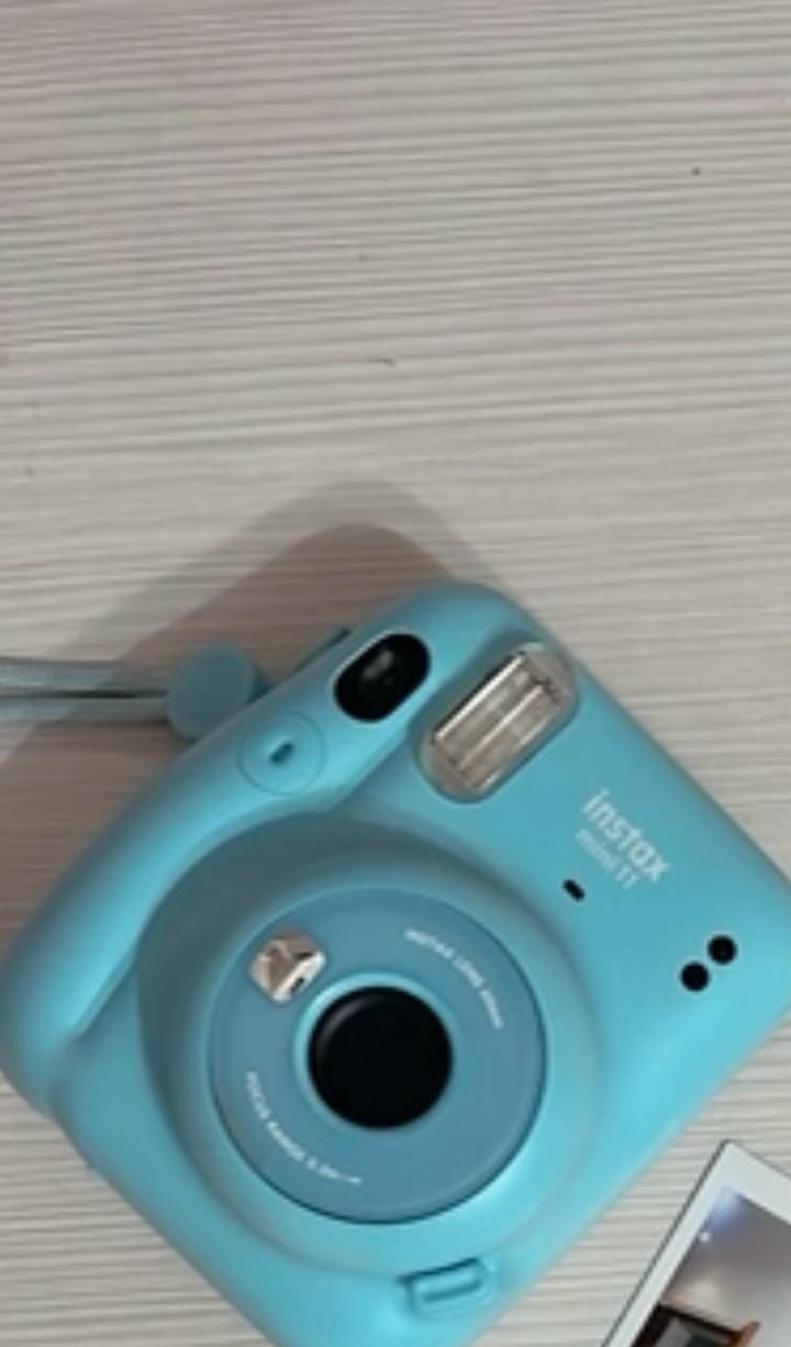 Instax