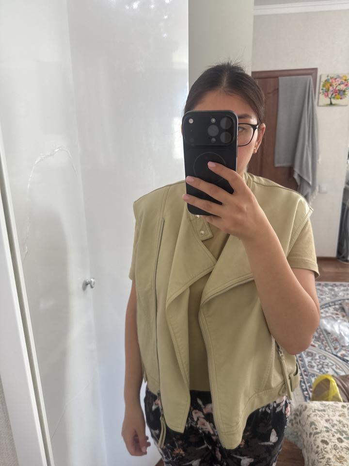 Жилет