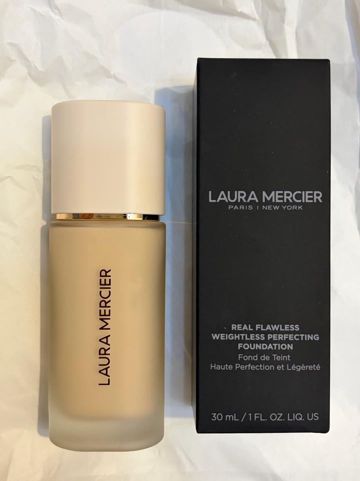 laura mercier Тональная основа 0N1 Silk 30мл