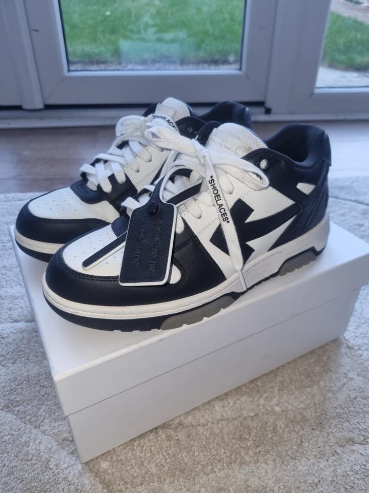 Off White