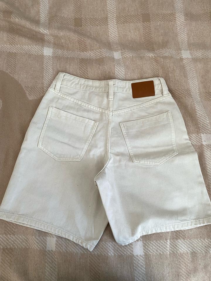 River Island