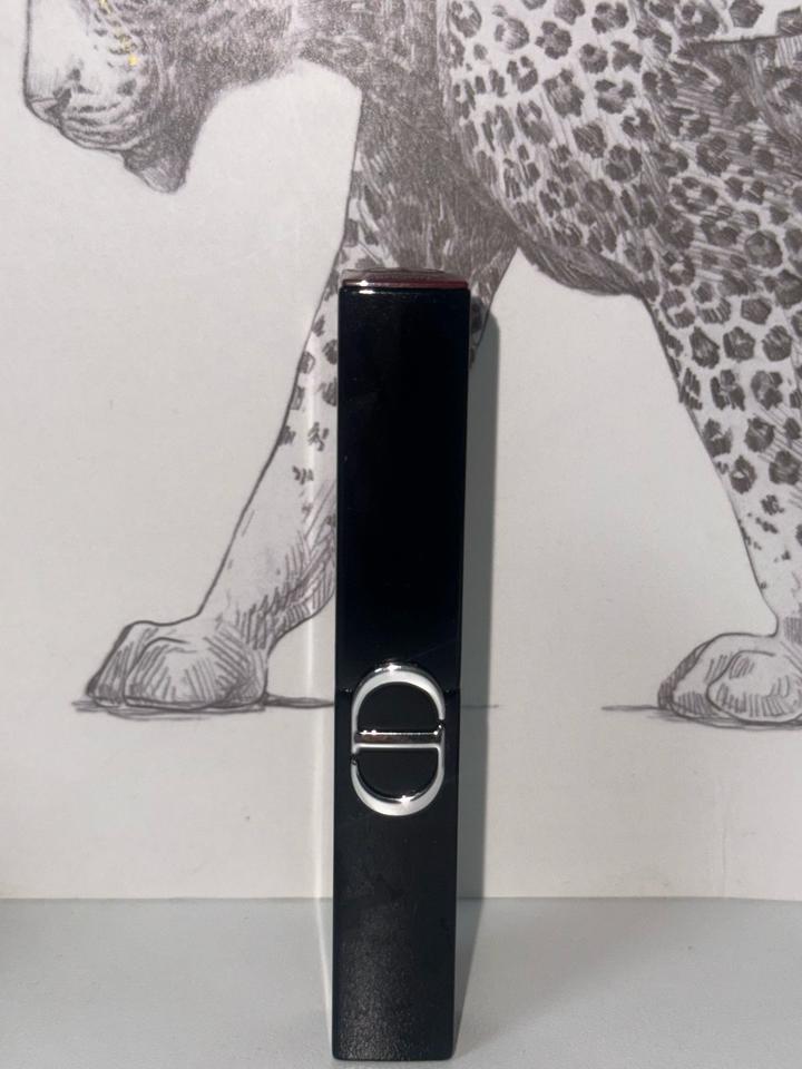 Помада Dior Addict Shine 565 Fearless Brown