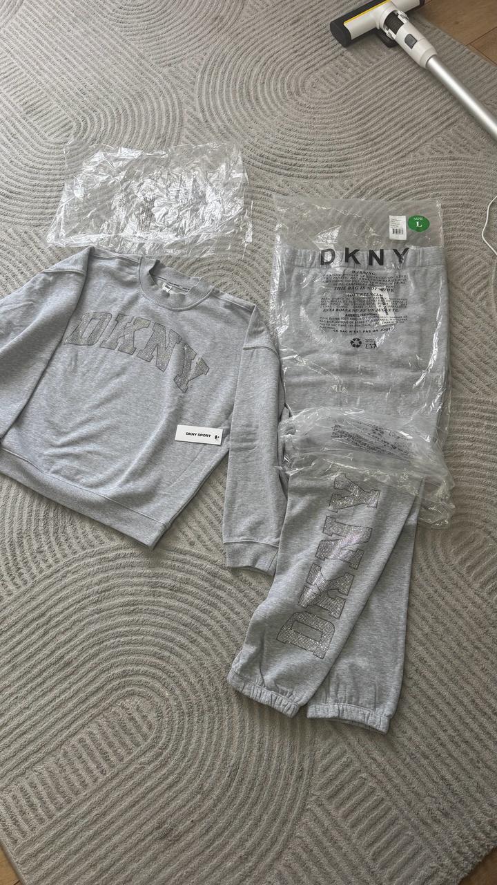 DKNY