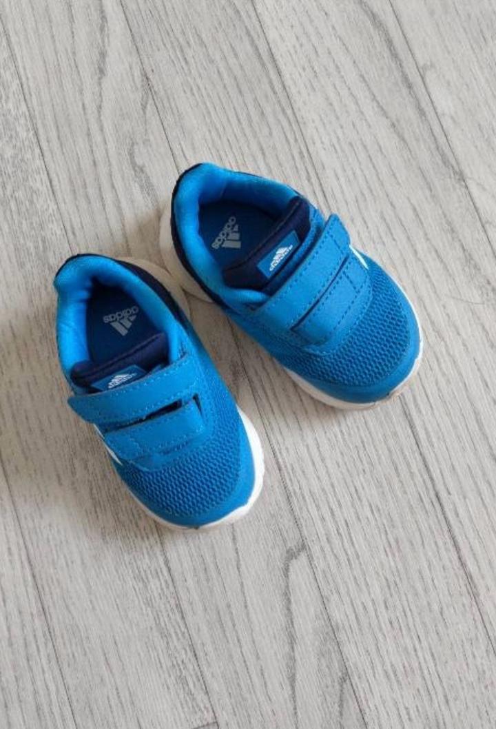 Кроссовки adidas для мальчика