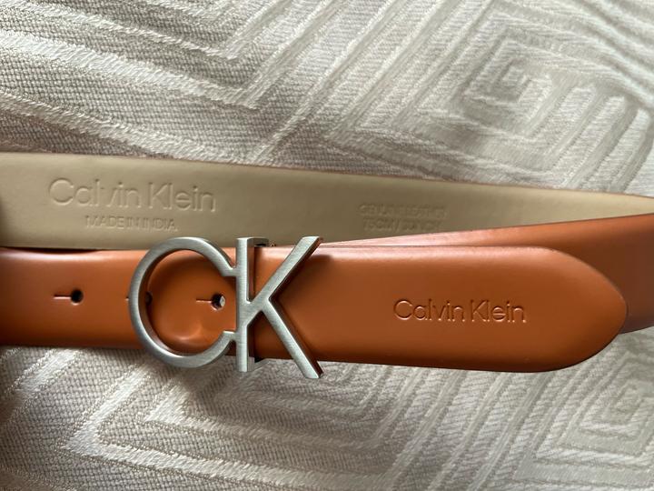 Женский ремень Calvin Klein