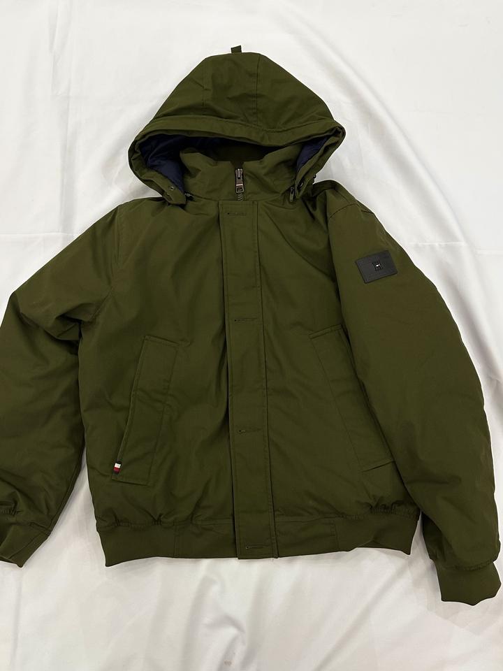 Tommy Hilfiger