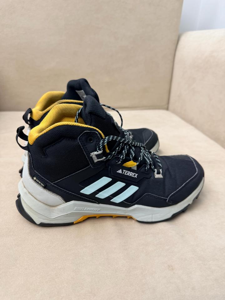 Кроссовки Adidas Terrex