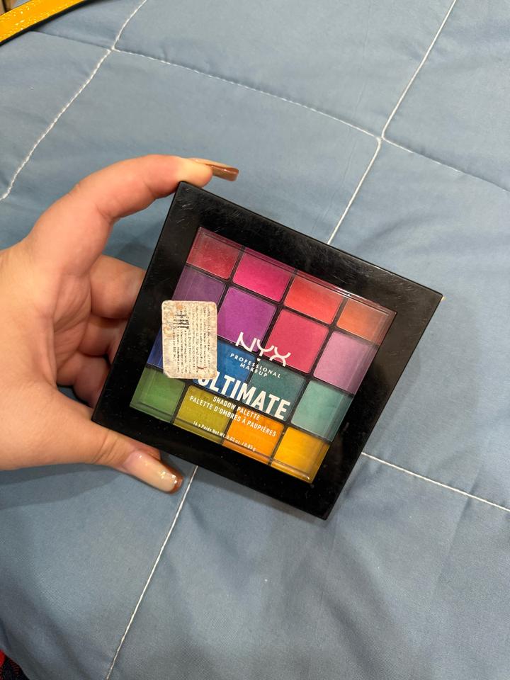 Палетка теней для век NYX Ultimate Shadow Palette