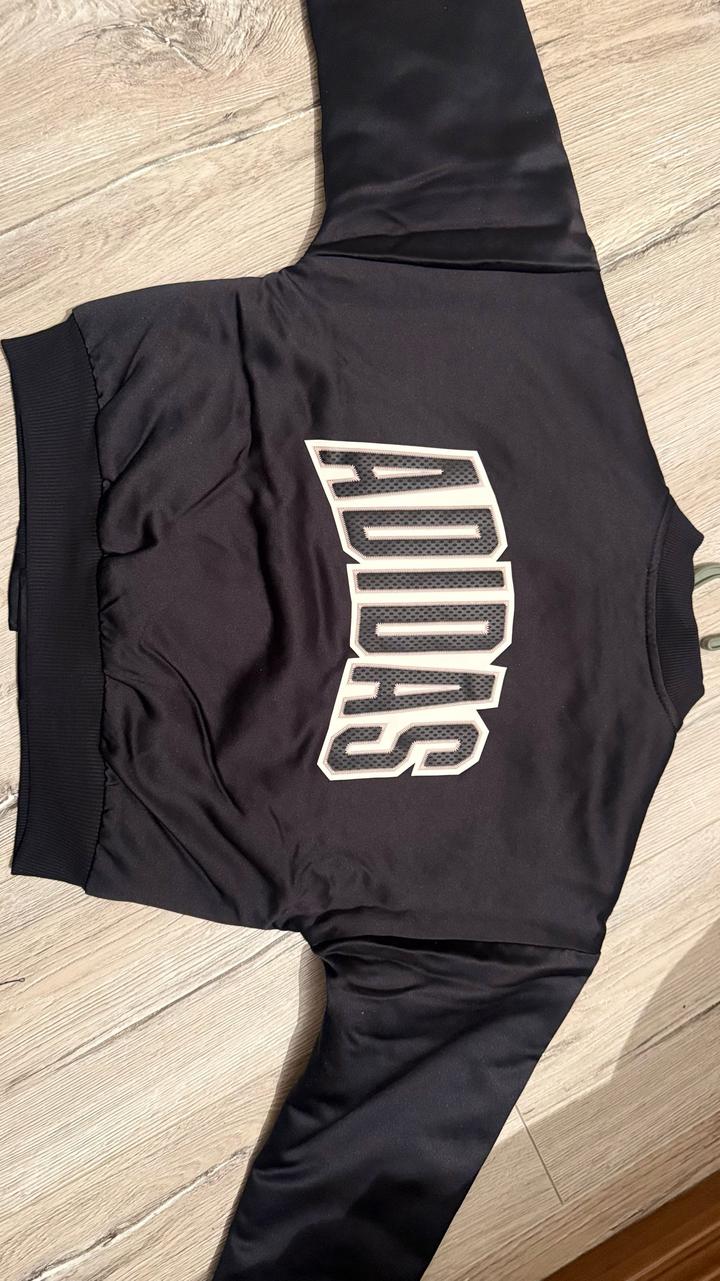 Бомбер adidas