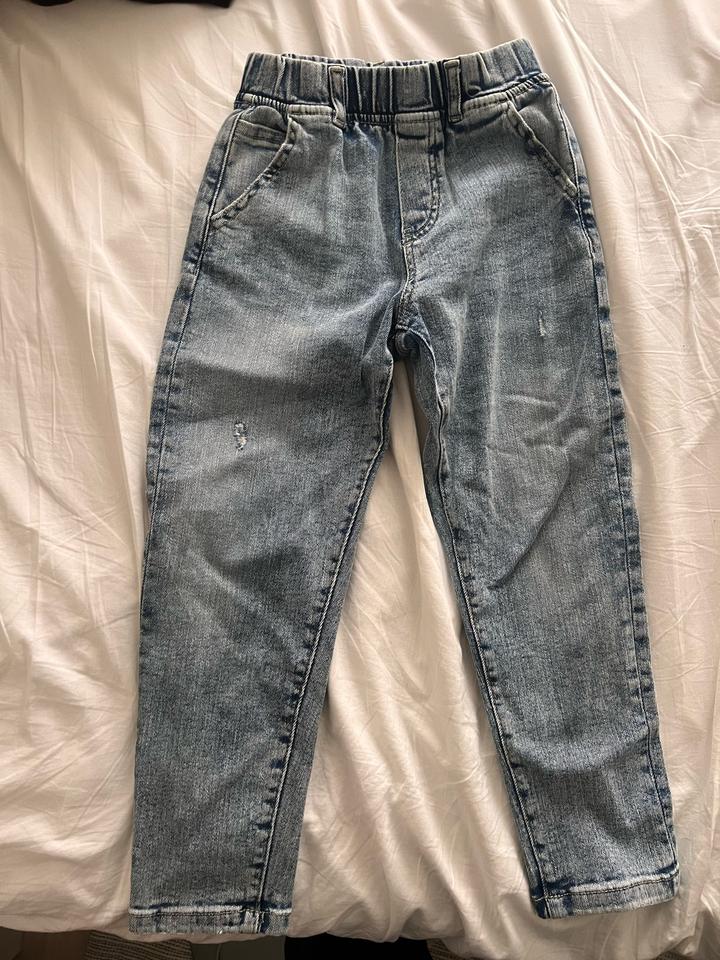 Джинсы ZARA