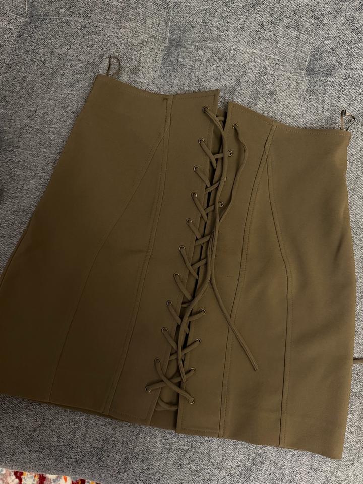 Zara Мини-юбка со шнуровкой