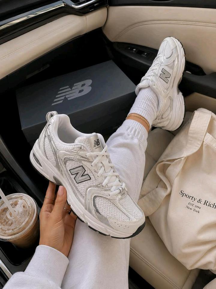 New Balance Продам NB 530 индиго
