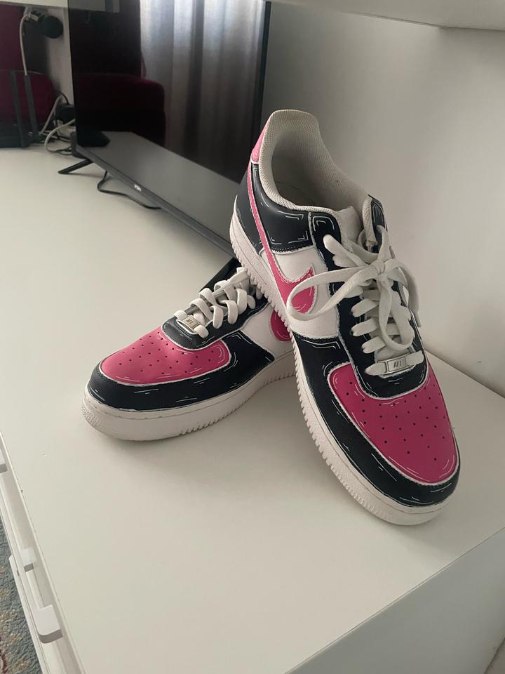 Nike