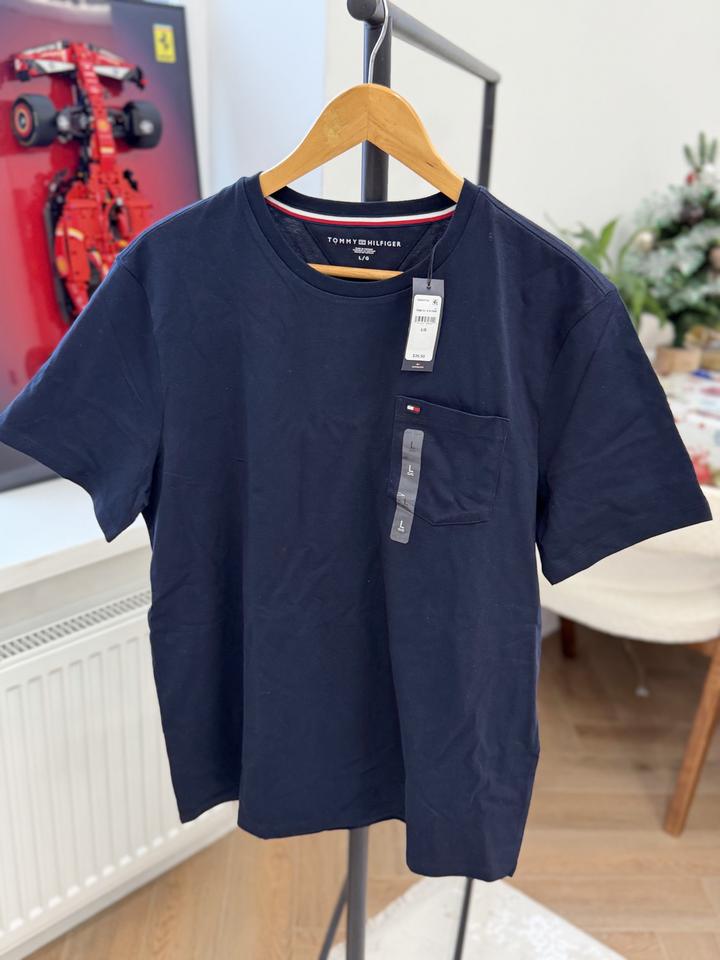 Tommy Hilfiger