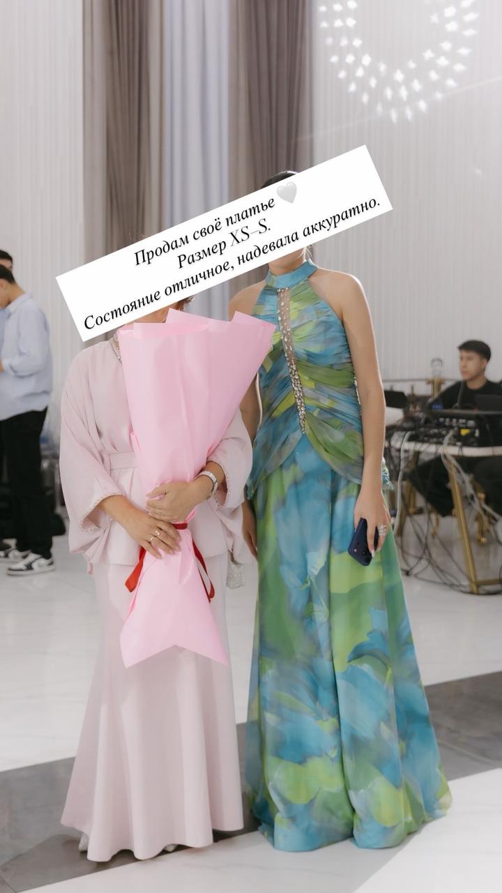 Платье вечернее в пол
