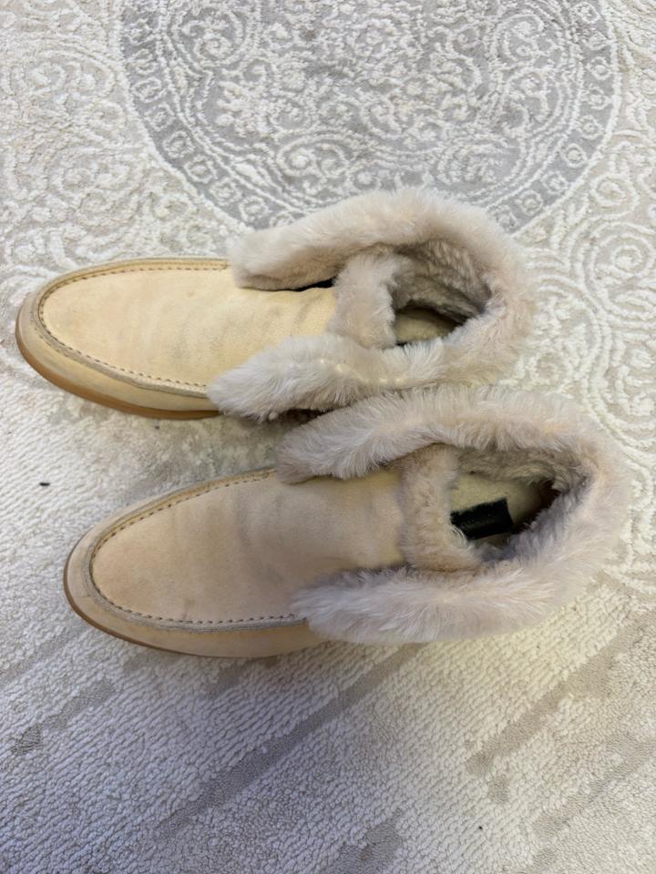 Женские ботинки