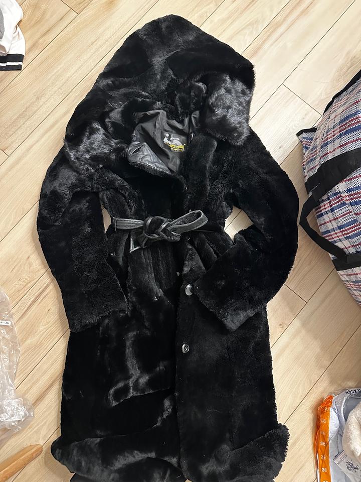 Шуба с капюшоном