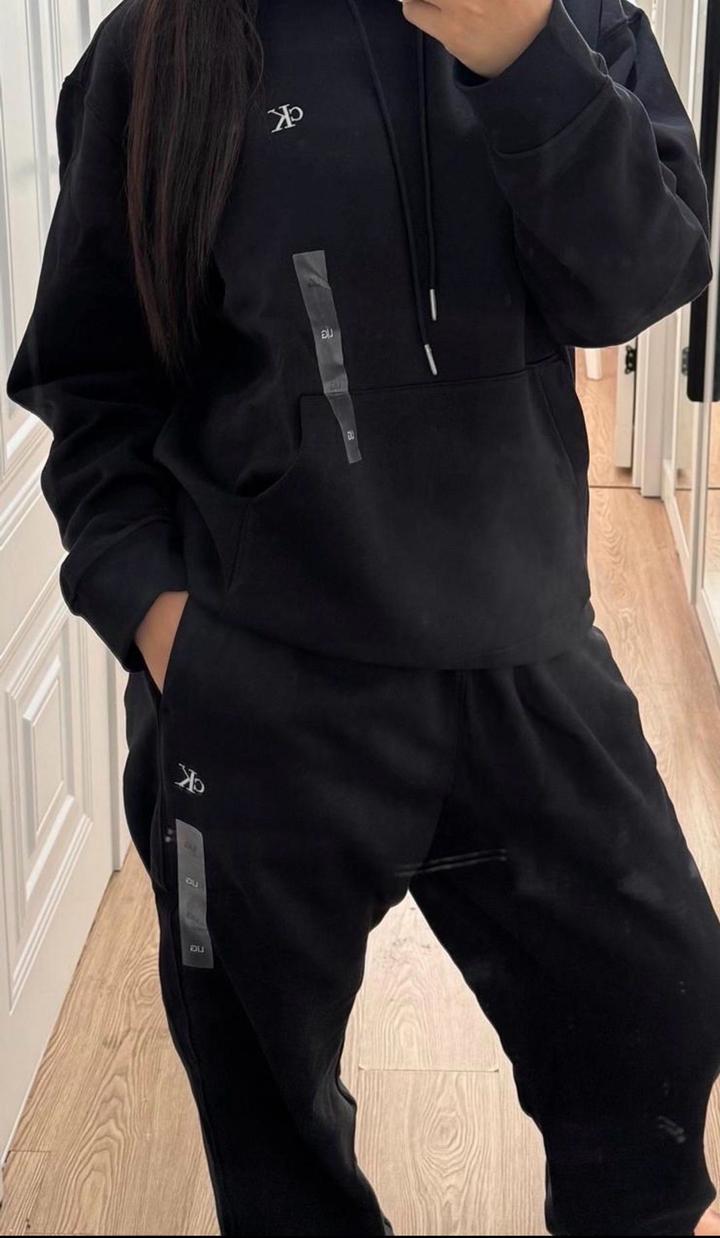 Оригинальный  спортивный костюм Calvin Klein Jeans