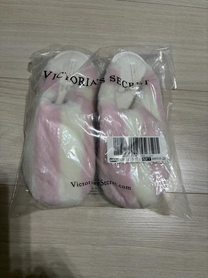 Victoria's Secret