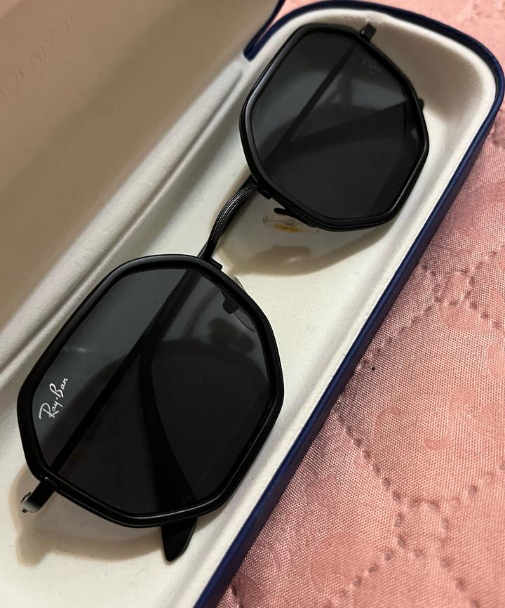 Ray-Ban