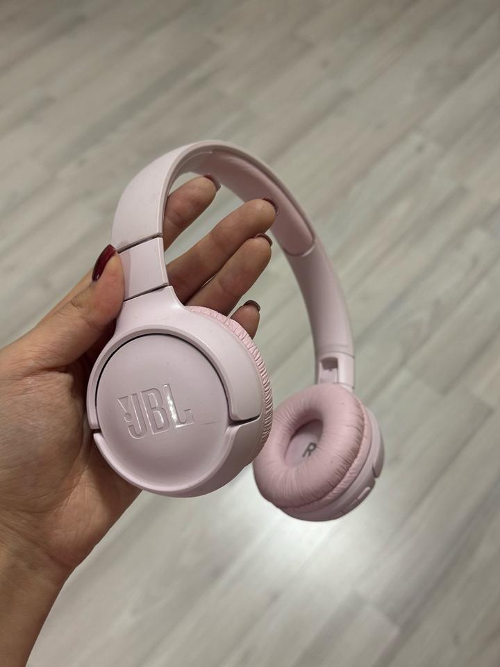 Наушники JBL