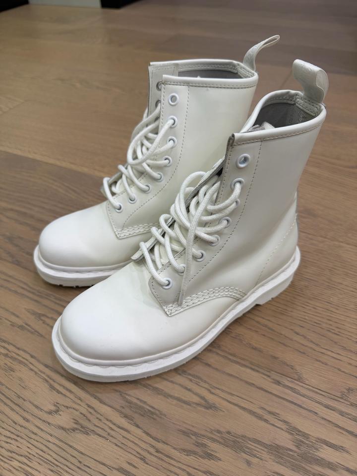 Dr. Martens