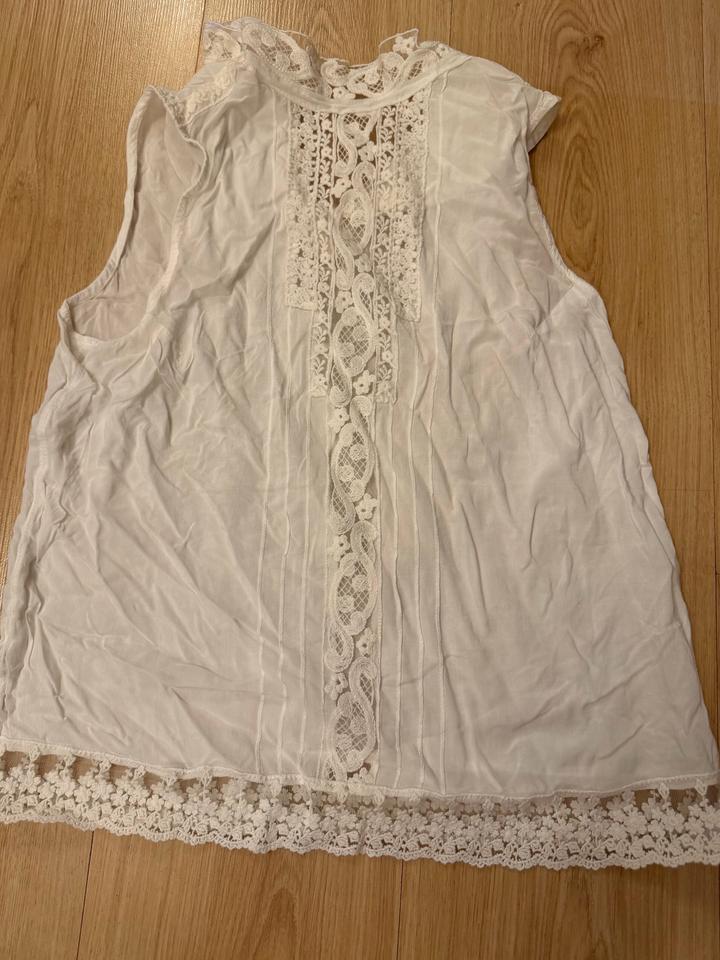 H&M Кружевная Майка