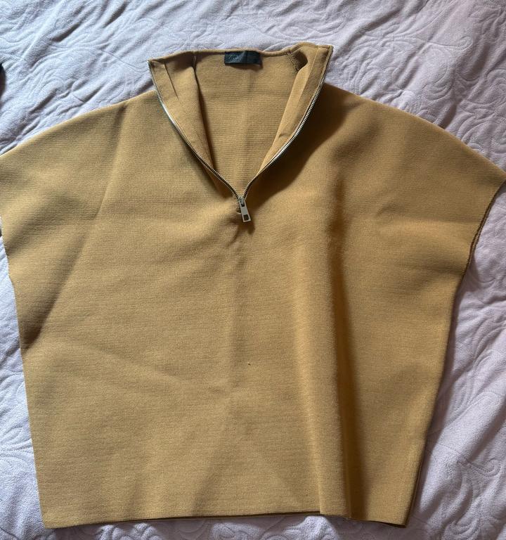 Жилет Zara