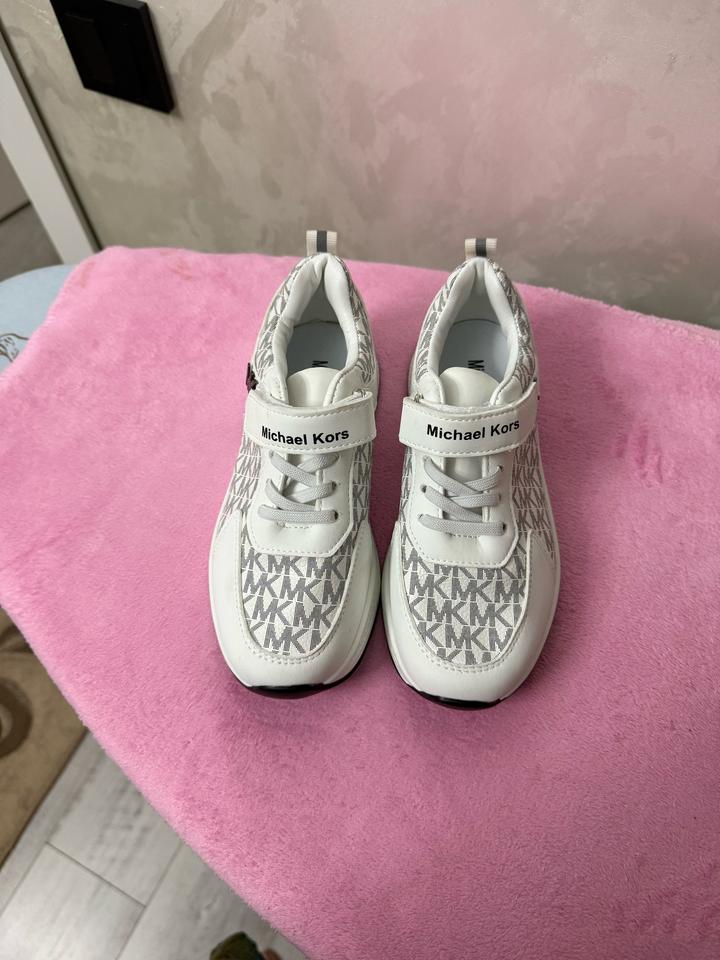 Кроссовки Michael Kors