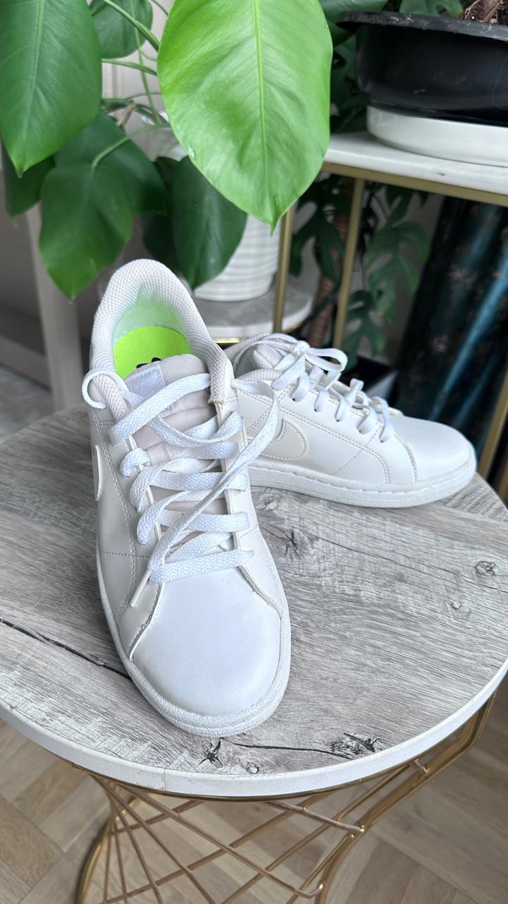 Кроссовки Nike