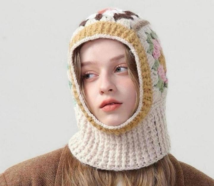 Вязаный капор балаклава