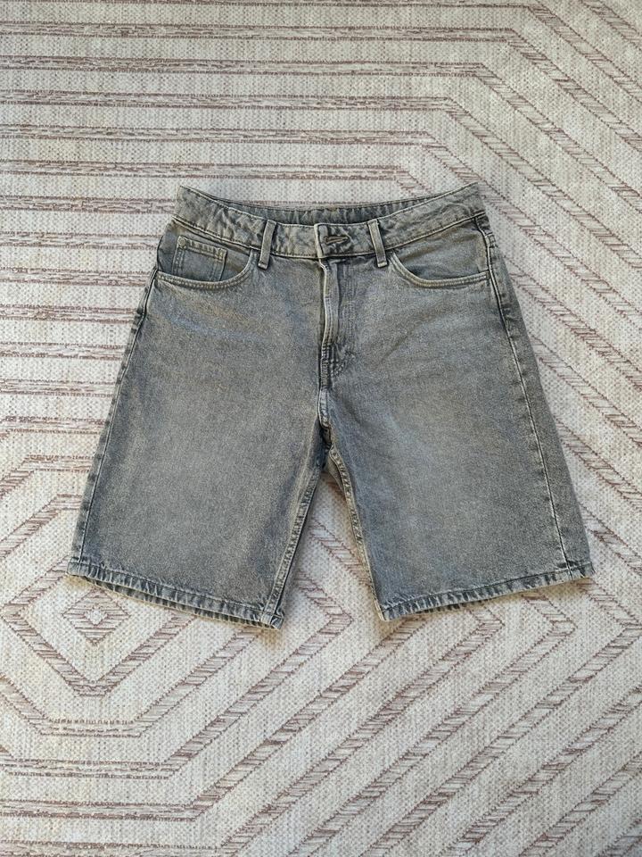 H&M