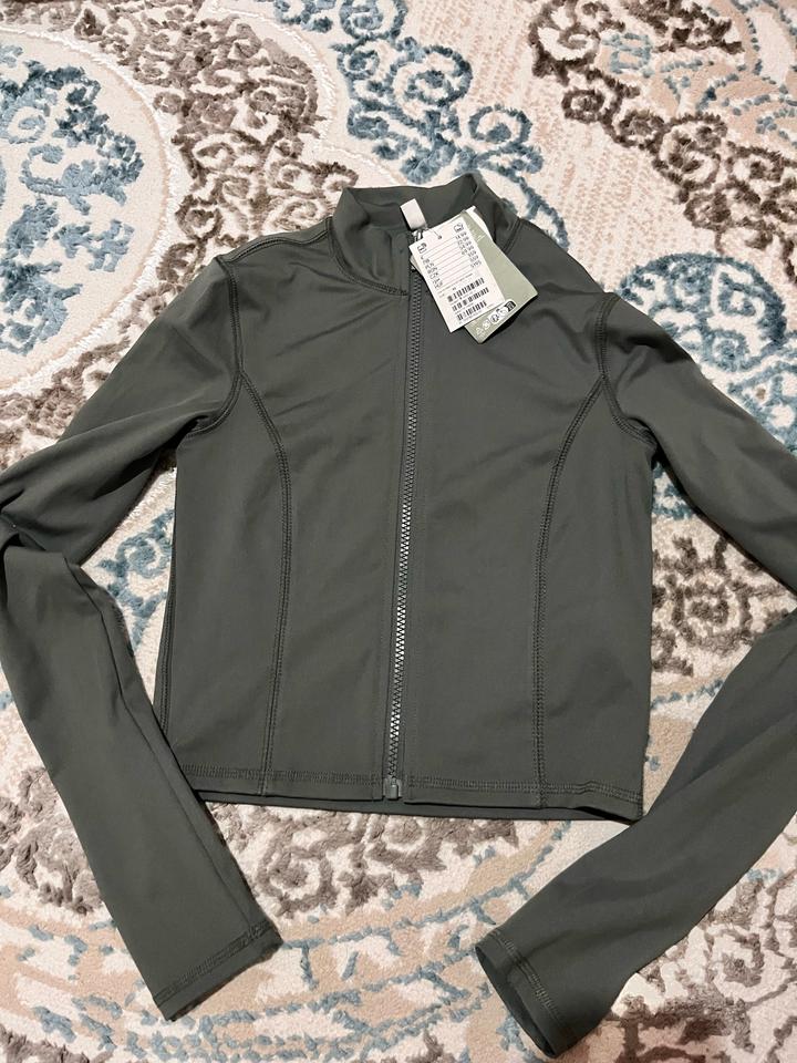 H&M