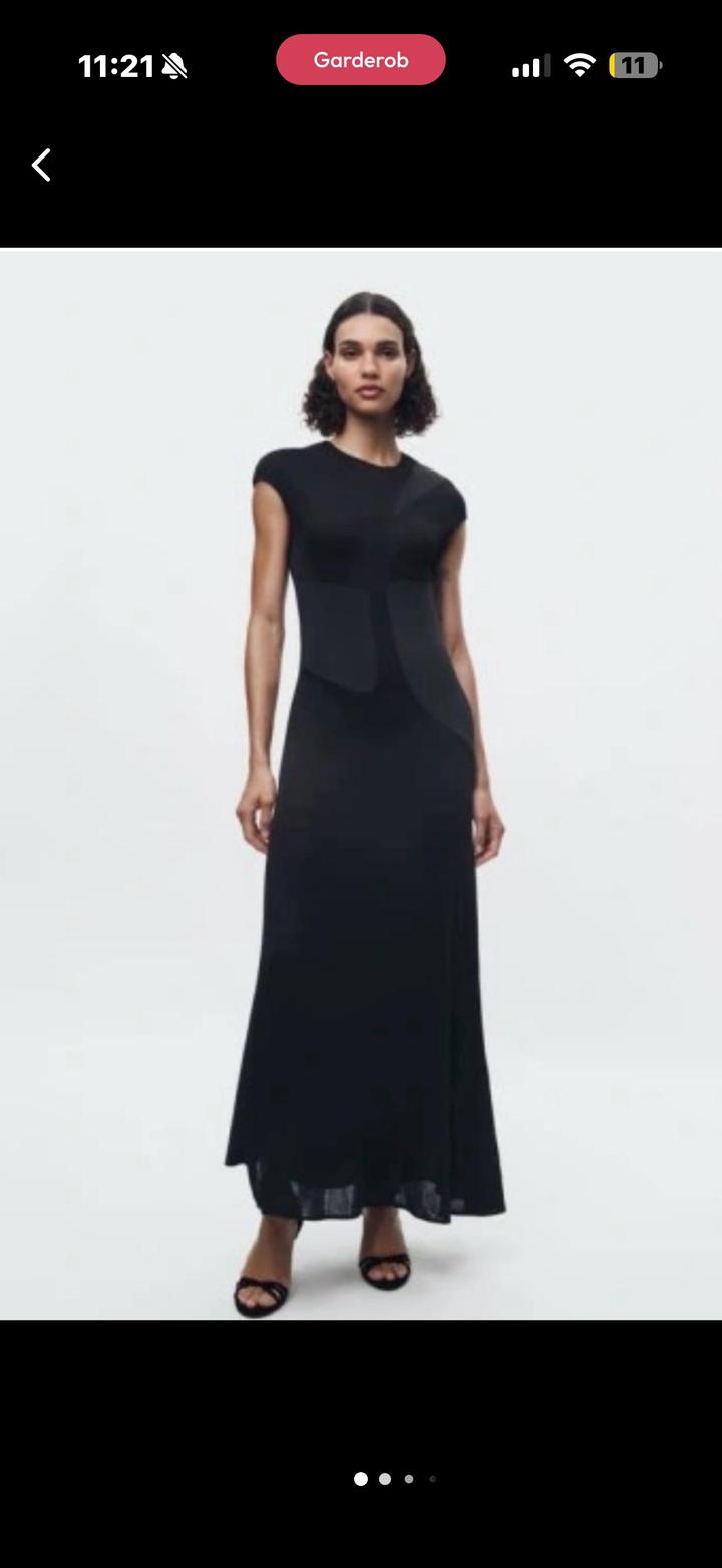Zara моделирующее платье 👗