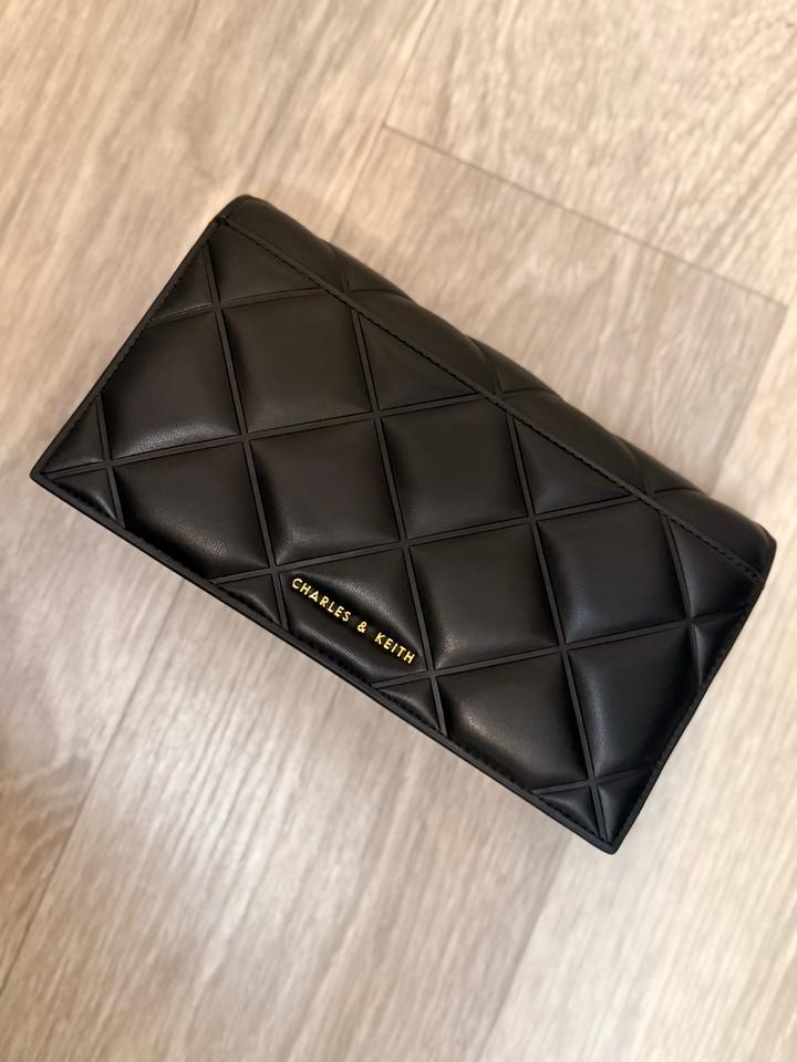 Сумка Charles & Keith