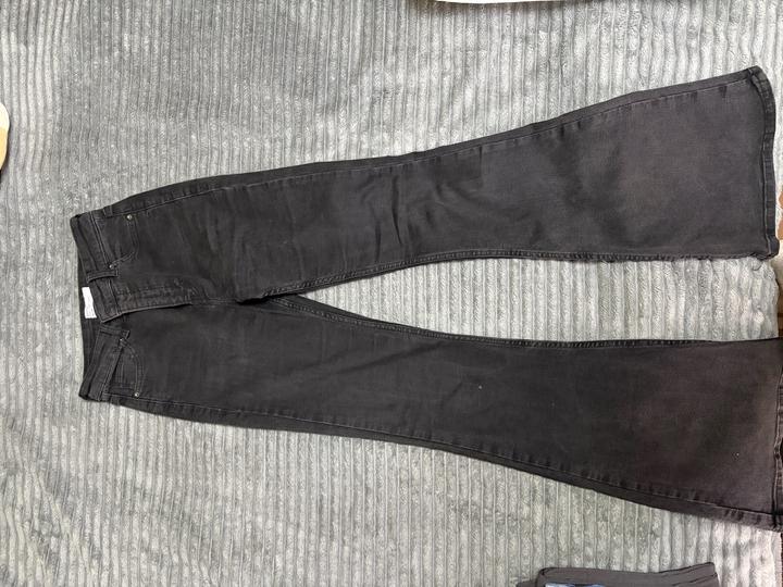 Джинсы Bershka клеш
