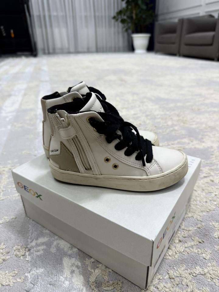 Geox