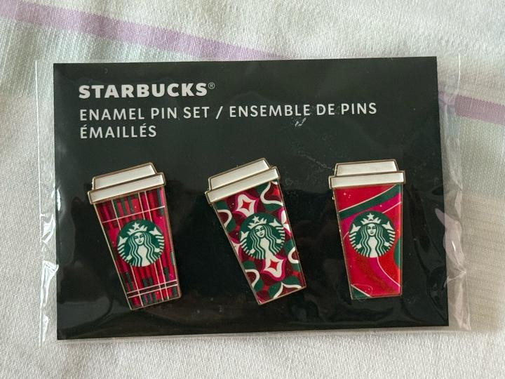 Starbucks набор эмалевых значков