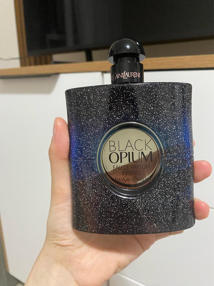 Парфюмерная вода Black Opium Intense Yves Saint Laurent