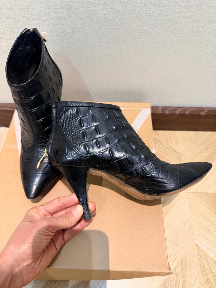 Vince Camuto