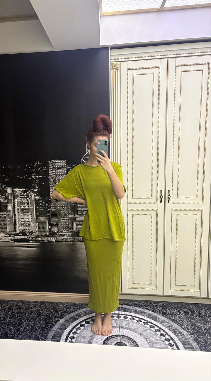 Костюм ZARA юбка и футболка S