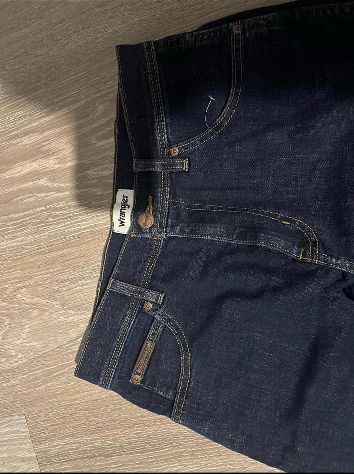 Джинсы Wrangler Texas Slim