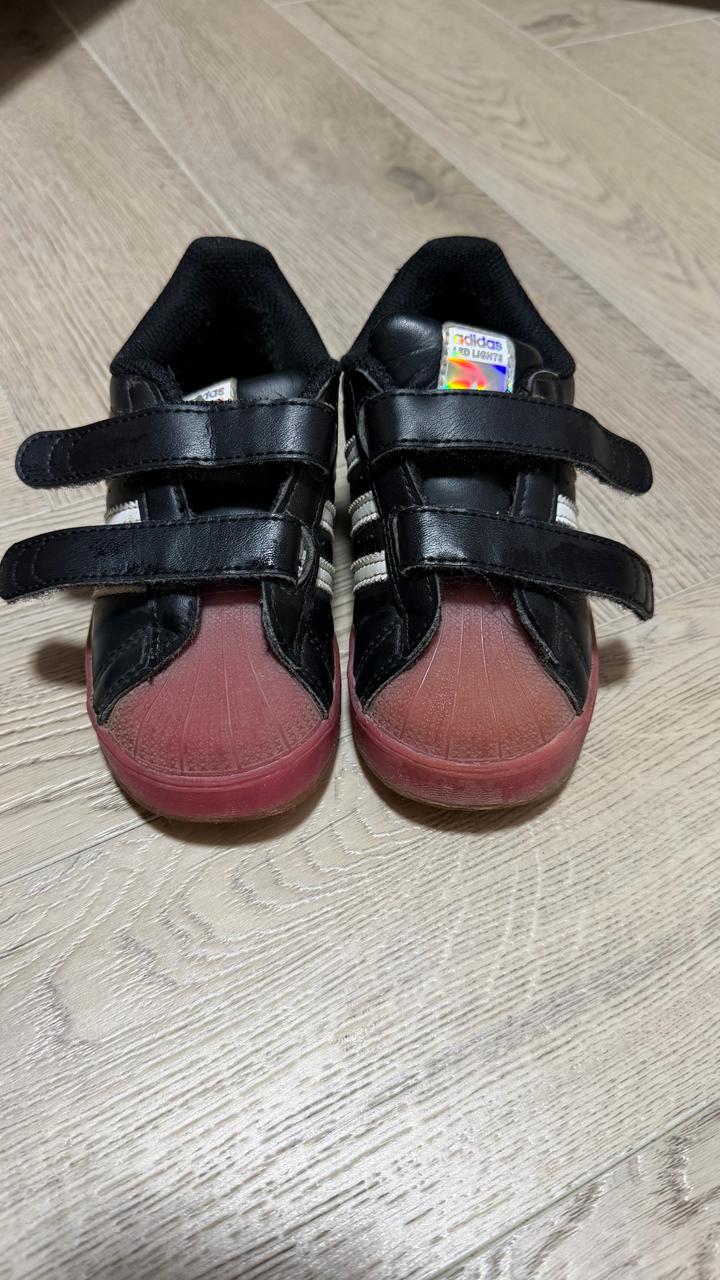 Кеды adidas для девочки маломерки 24-25 рр