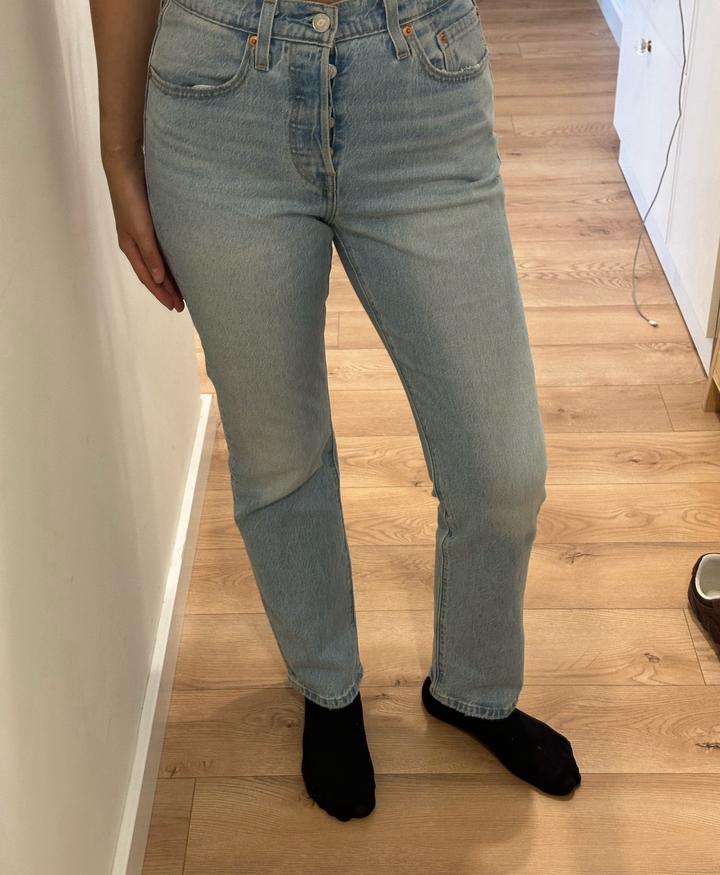 Джинсы Levi's