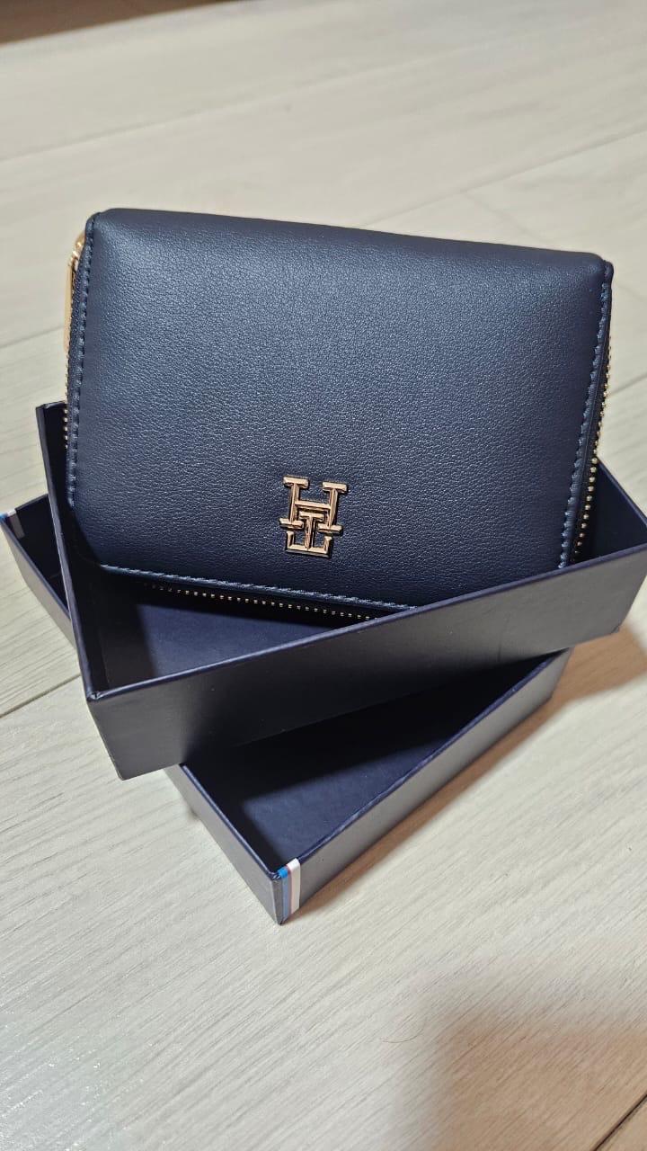 Tommy Hilfiger