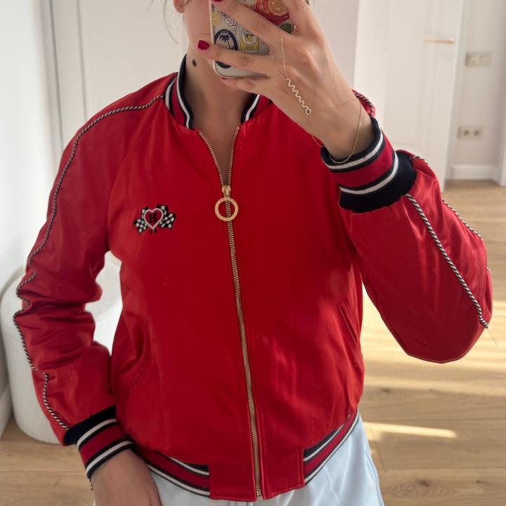 Tommy Hilfiger
