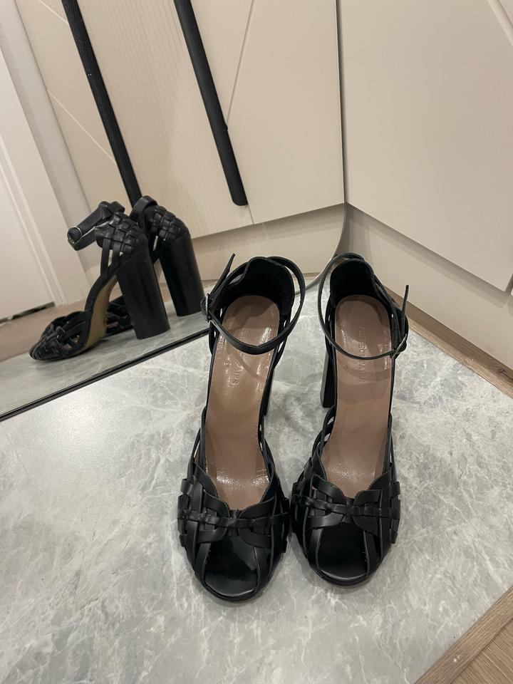 Perfect Pairs