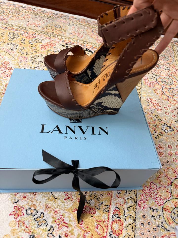 Босоножки Lanvin на танкетке