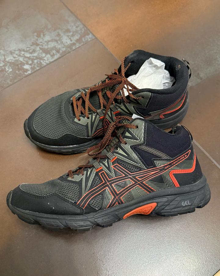 ASICS