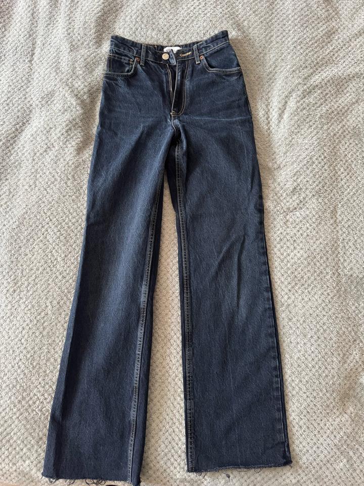 Синие джинсы Zara